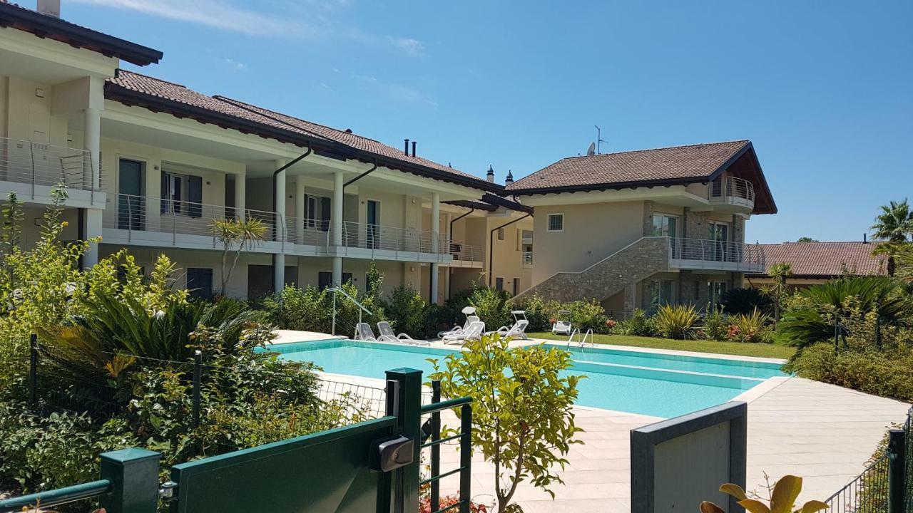 Apartment Blue Laguna Sirmione Luaran gambar