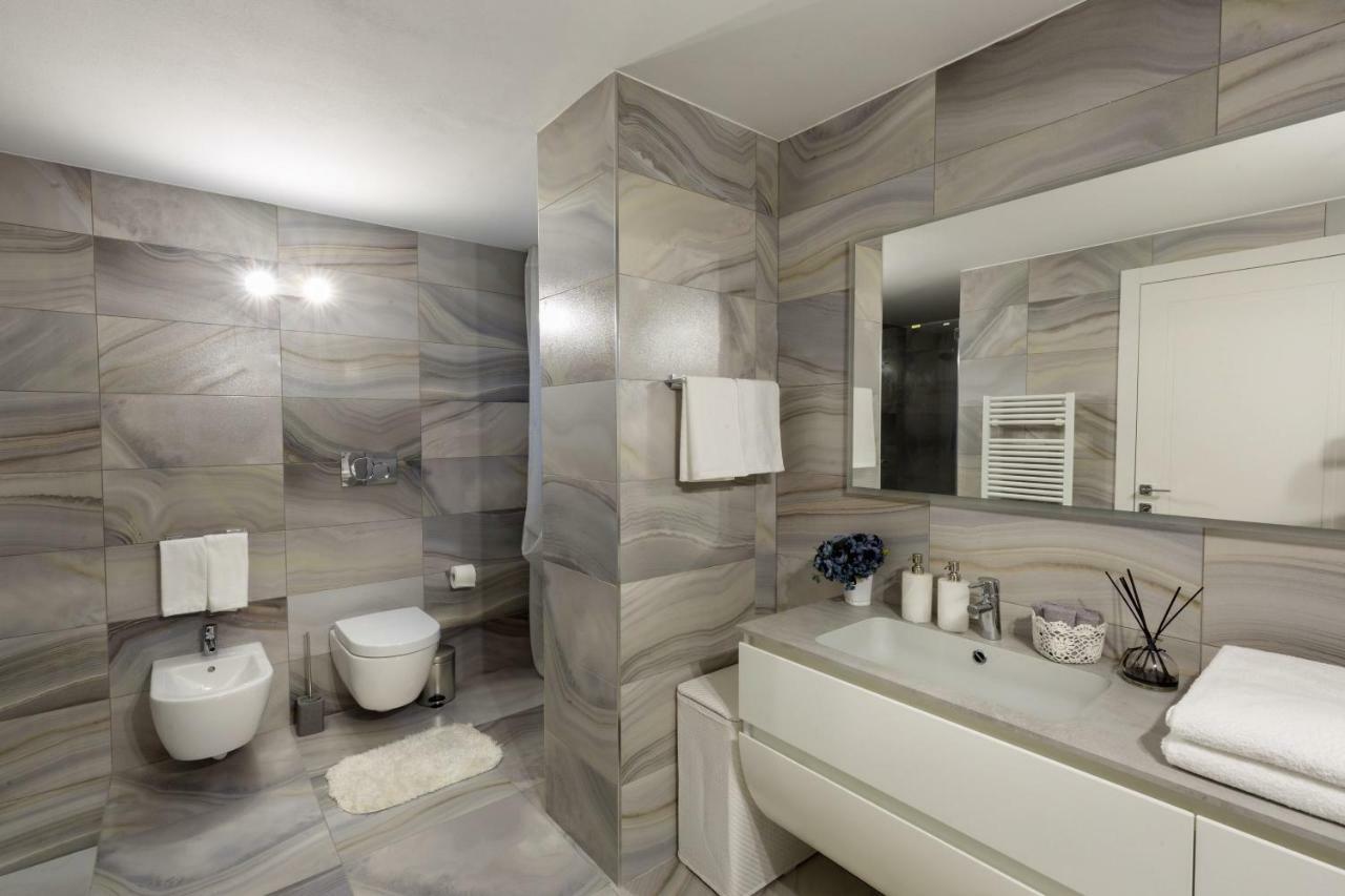 Apartment Blue Laguna Sirmione Luaran gambar